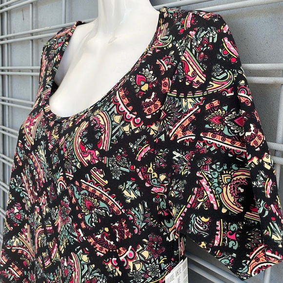 LulaRoe Paisley Printed Perfect T High Low Top-#0186 - Picture 3 of 12